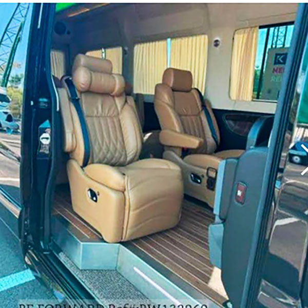 Jamaica Airport Transfer-Luxury Car Jamaica Airport Transfer-Luxury Van